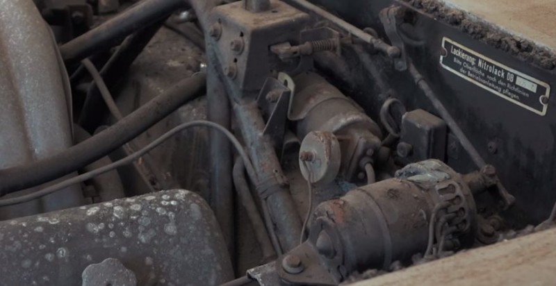 Развенчание красивой легенды о Mercedes 300 SL "Gullwing", найденном в заброшенном сарае mercedes-benz,авто и мото,старые авто