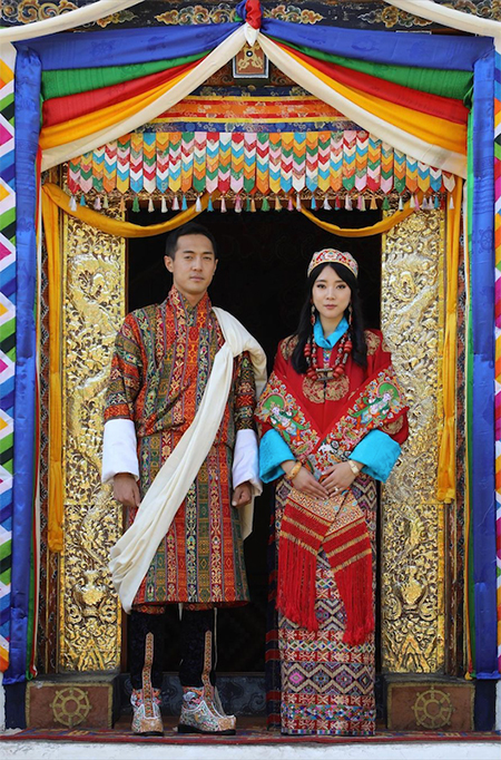 Сестра короля Бутана вышла замуж за брата королевы: официальные фото Монархи,Свадьбы монархов