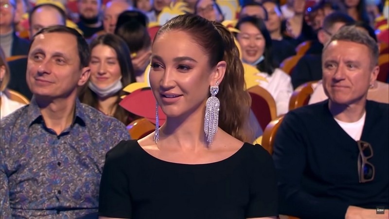 Пелагею в жюри КВН заменили Ольгой Бузовой Звезды