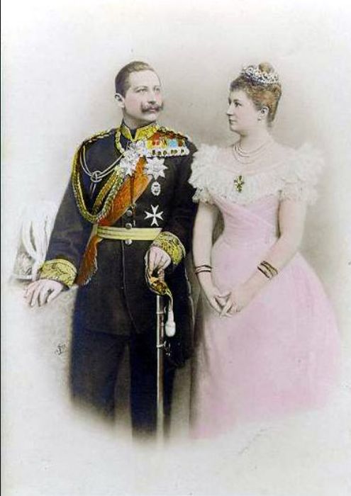 Реальная история любви женщины, которая обманула самого Шерлока Холмса: Принц Вильгельм и Эмили Клопп Реальная история любви женщины, которая обманула самого Шерлока Холмса: Принц Вильгельм и Эмили Клопп