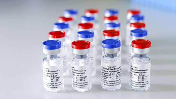 Медики Евпатории призывают горожан вакцинироваться от COVID-19