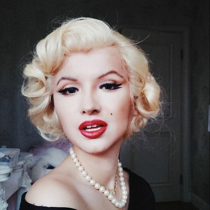 Китаянка с помощью макияжа способна превратиться в кого угодно 