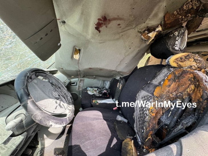 «Ранены водитель и пассажиры»: ВСУ сбросили с беспилотника боеприпас на автобус на трассе Ясиноватая – Горловка