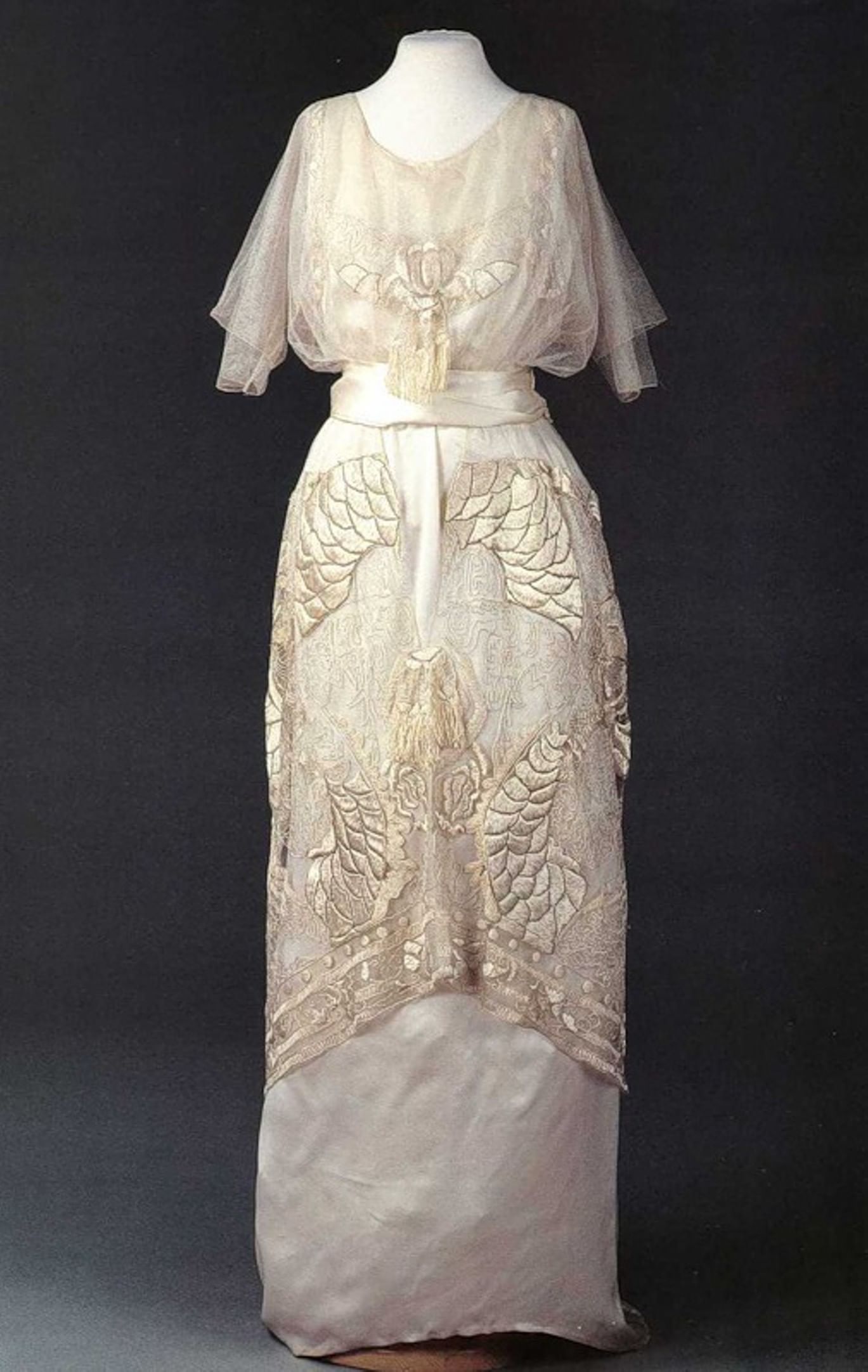 Курск Купить Платье Коллекции Модельера Анны Елагиной