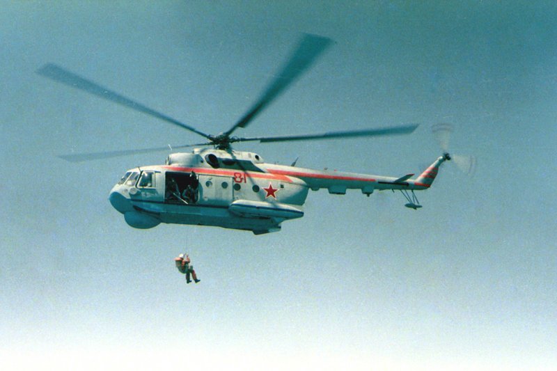 Ми-14 (по классификации НАТО: «Туман») - морской многоцелевой вертолет-амфибия берегового базирования, созданный на базе Ми-8. Вертолеты России, Ми-1, Ми-24, Ми-8, авиаконструктор Михаил Миль