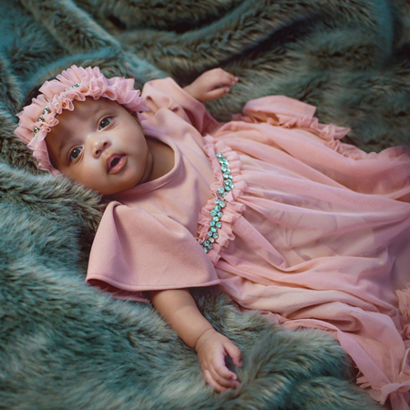 Восьмикратный олимпийский чемпион Усэйн Болт впервые показал фото дочери и назвал ее имя Восьмикратный олимпийский чемпион Усэйн Болт впервые показал фото дочери и назвал ее имя Дети,Дети знаменитостей