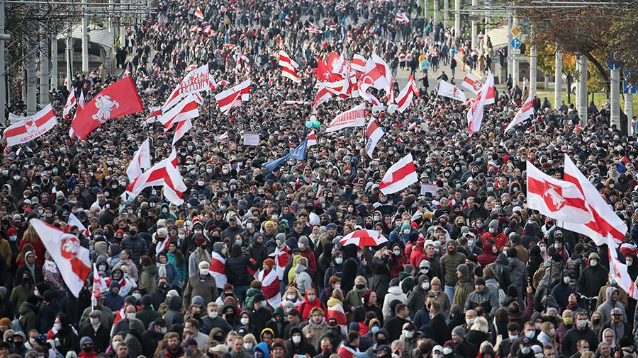 Светлана Тихановская заявила, что у белорусской оппозиции имеется «отработанный план действий» в случае, если Александр Лукашенко не уйдет в отставку к 26 октября, до истечения срока «народного ультиматума»: