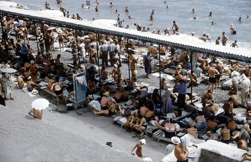 Цветной Крым 1958 года . Фотограф журнала "Лайф" Говард Сохурек Дальние дали