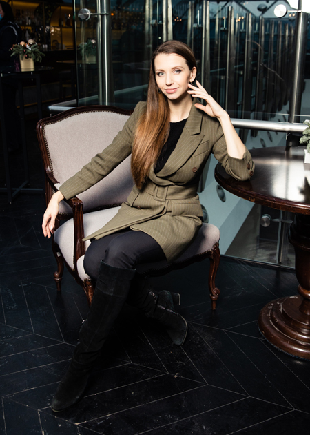 Егор Корешков и Полина Максимова, Олеся Судзиловская с сыном и другие гости модной презентации Мода,Новости моды