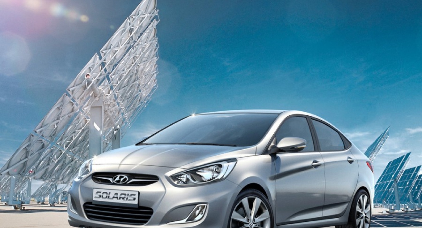 Hyundai Solaris и KIA Rio стали самыми продаваемыми седанами в РФ