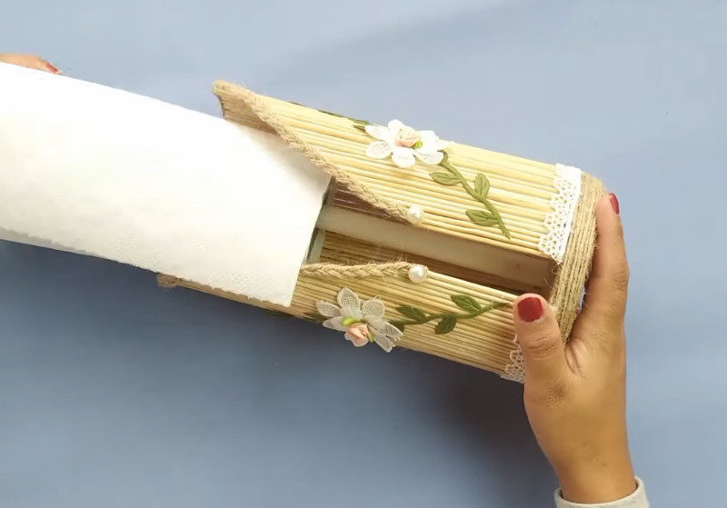 Полезная и красивая вещь из пластиковой бутылки и деревянных шпажек домашний очаг,рукоделие,своими руками,сделай сам,умелые руки