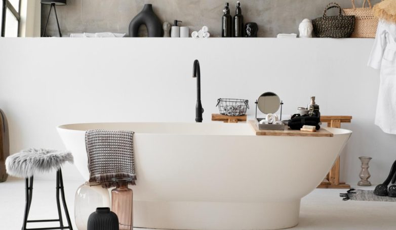 Как избавиться от визуального беспорядка в ванной комнате