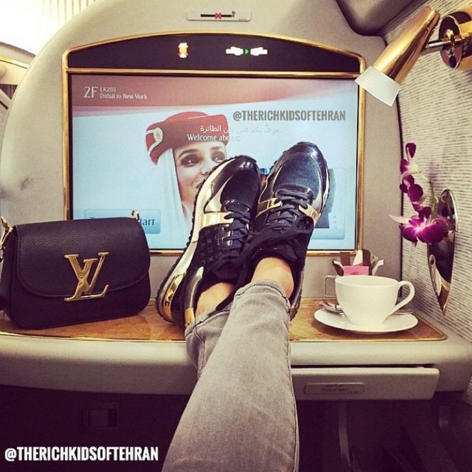 Золотая молодежь Ирана: Как живут богатые детки в этой строгой мусульманской стране Золотая молодежь Ирана: Как живут богатые детки в этой строгой мусульманской стране