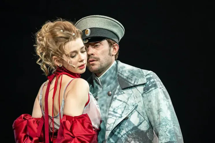 Близкую подругу Аглаи Тарасовой, актрису Анастасию Уколову, заподозрили в романе с её экс-бойфрендом Близкую подругу Аглаи Тарасовой, актрису Анастасию Уколову, заподозрили в романе с её экс-бойфрендом instagram (инстаграм),социальная сеть,Аглая Тарасова,Анастасия Уколова,Ангелина Стречина,антон филипенко,данил чащин,домодедово,аэропорт,Ксения Раппопорт,Юлия Топольницкая