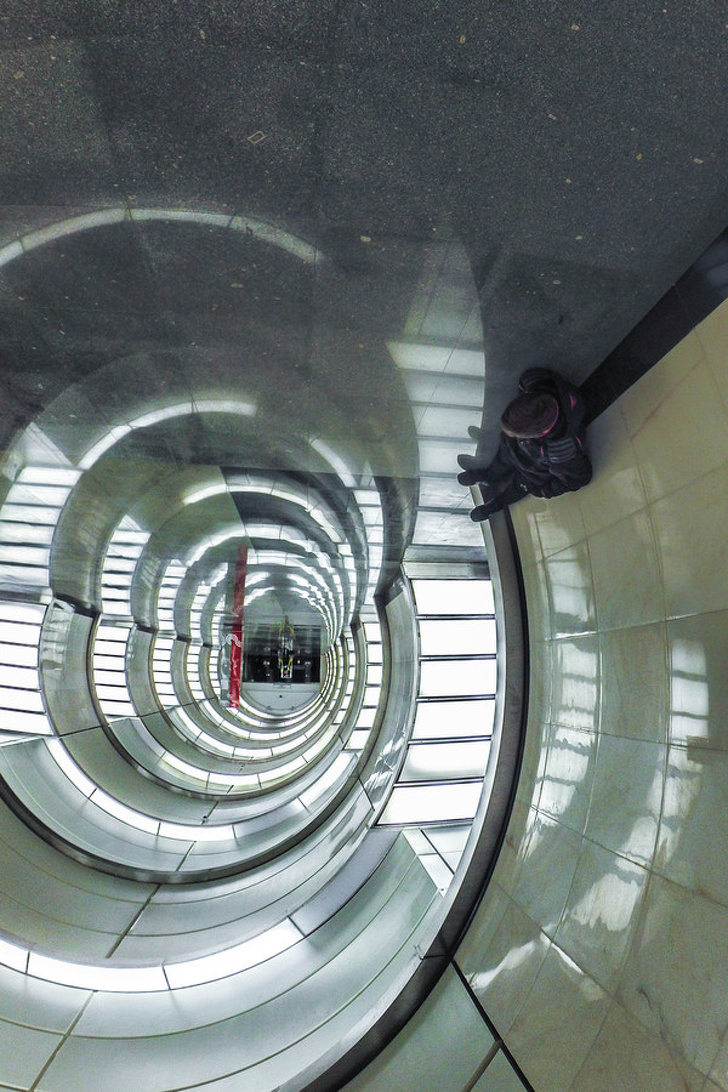 17 оптических иллюзий для того, чтобы мозг запутать раз и навсегда 17 оптических иллюзий для того, чтобы мозг запутать раз и навсегда