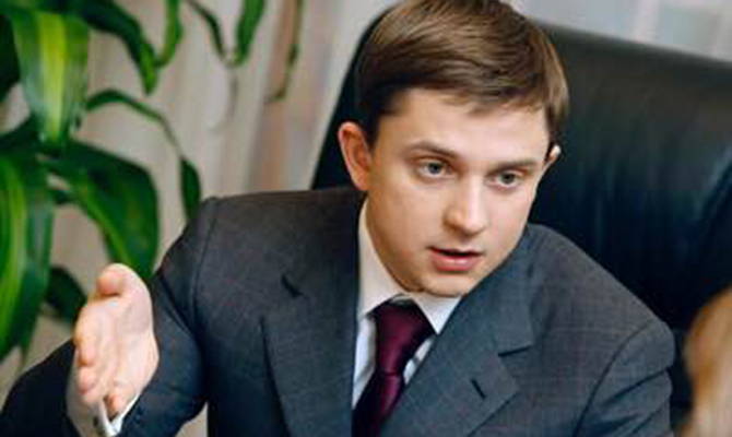 Рада лишила неприкосновенности экс-соратника Черновецкого, а Луценко анонсировал «проблемы» у самого экс-мэра Киева