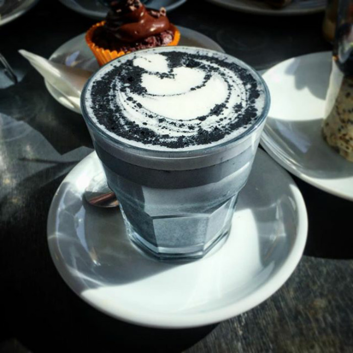 Black Charcoal Latte