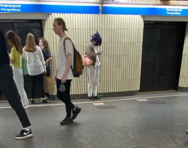 Самые странные пассажиры подземки смешные картинки,фото-приколы,юмор