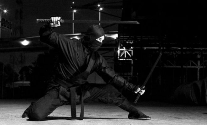 Почему ниндзя убирают руки назад при беге Почему ниндзя убирают руки назад при беге Культура