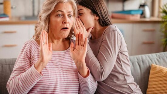 Свечи малоэффективны: как облегчить обострение геморроя дома, рассказали в клинике МГУ