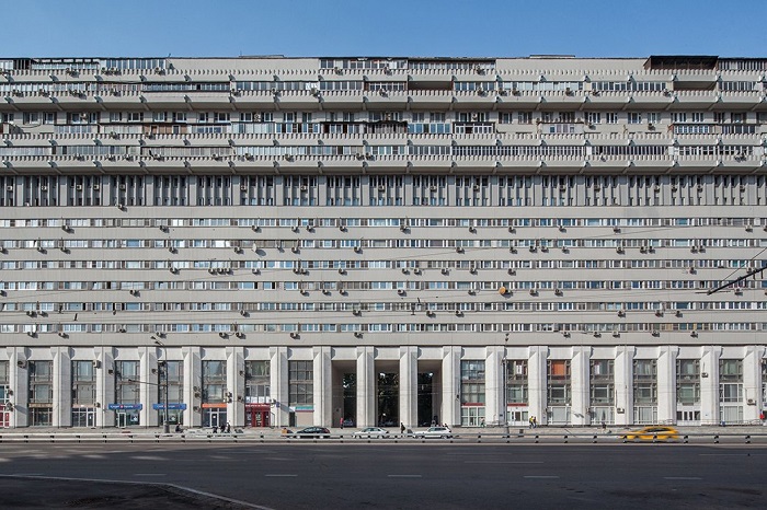 Где на постсоветском пространстве можно найти самые большие жилые дома, и как они появились можно, метров, улице, собой, планете, больше, представляет, только, также, потому, всего, найти, имеет, среди, помещения, единую, появляются, архитектурные, находится, микрорайона