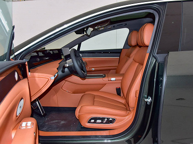 Заменитель Skoda Superb и Volkswagen Passat от Huawei и BAIC представлен официально. Stelato S9T за 309,8 тыс. юаней (3,6 млн рублей) собрал 5000 заказов за час