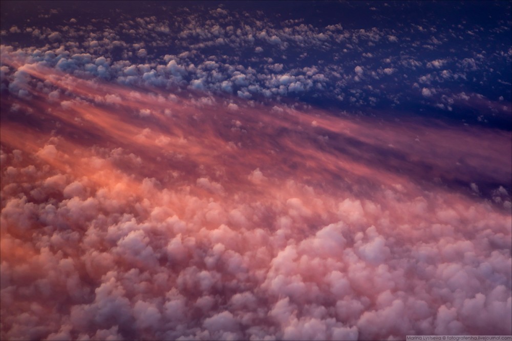 Имеет ли право стюардесса запрещать пялиться в иллюминатор? 483,авиатур,поездка