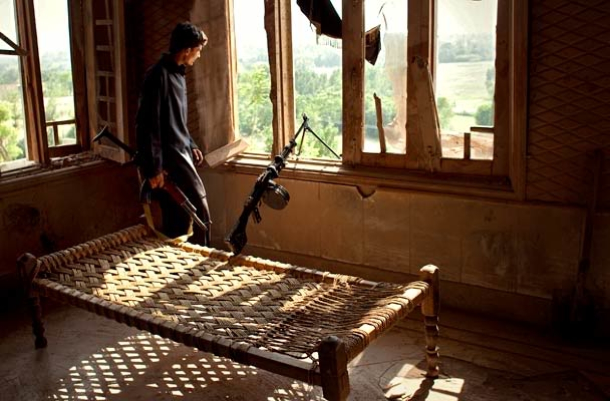 Вывод войск США из Афганистана создает новый очаг напряженности в мире Вывод войск США из Афганистана создает новый очаг напряженности в мире Весь мир