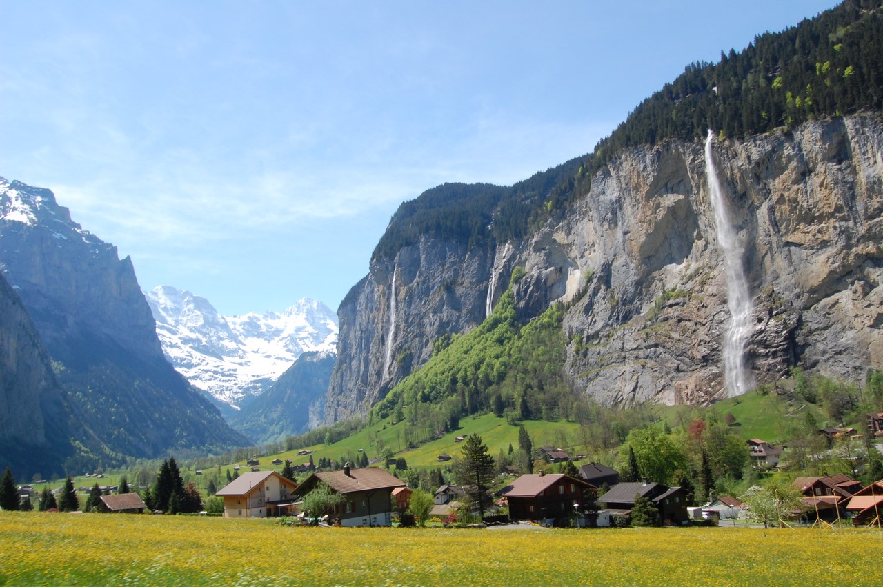Долина 72-х водопадо Берна,водопад,история,путешествие,Швейцария