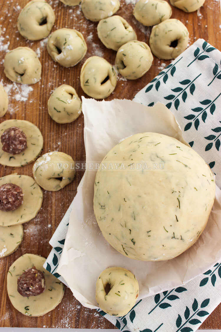 Тесто для вареников и пельменей с укропом кулинария,тесто