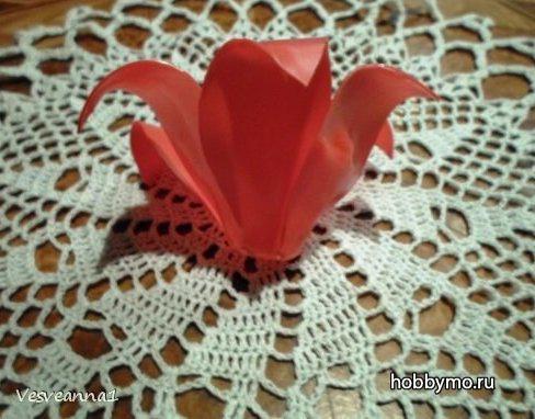 Лилия из пластиковой бутылки Лилия из пластиковой бутылки идеи,самоделкин