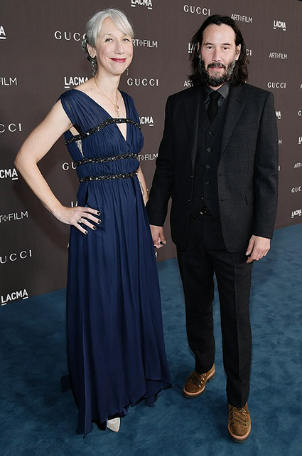 Инсайдеры об отношениях Киану Ривза и Александры Грант: "Она помогла ему пережить смерть его экс-возлюбленной" Инсайдеры об отношениях Киану Ривза и Александры Грант: "Она помогла ему пережить смерть его экс-возлюбленной" Звездные пары