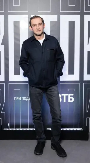 «Новая оптимистическая» покидает МХТ: Богомолов и Хабенский завершили сотрудничество