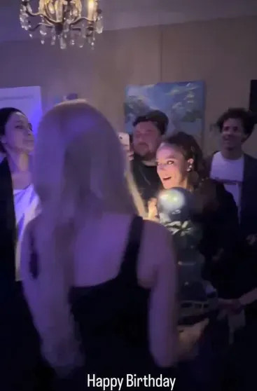 Близкую подругу Аглаи Тарасовой, актрису Анастасию Уколову, заподозрили в романе с её экс-бойфрендом Близкую подругу Аглаи Тарасовой, актрису Анастасию Уколову, заподозрили в романе с её экс-бойфрендом instagram (инстаграм),социальная сеть,Аглая Тарасова,Анастасия Уколова,Ангелина Стречина,антон филипенко,данил чащин,домодедово,аэропорт,Ксения Раппопорт,Юлия Топольницкая