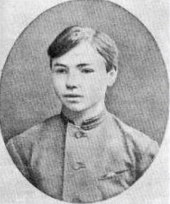 Валерий Брюсов в юности. Фото: https://24smi.org