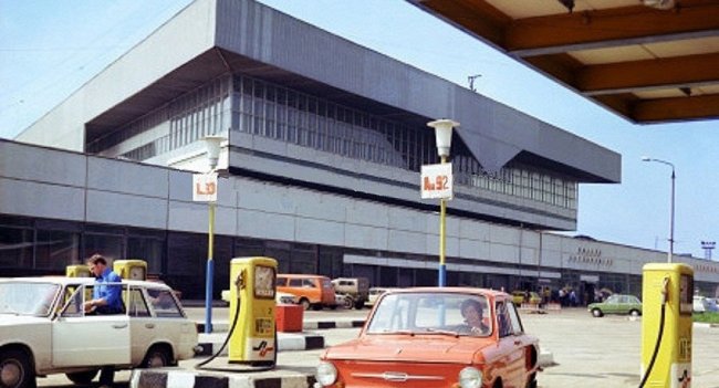 Почему в СССР бензин был дефицитом СССР