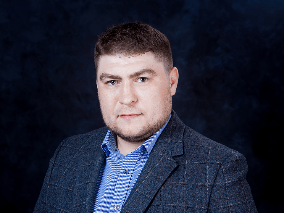 Руководитель b2b. Дегтярев алексей b2b. Дегтярев алексей витальевич. Руководитель b2b. Руководитель b2b.