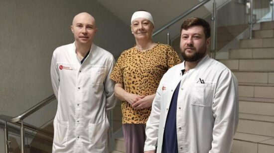 В НИИТО спасли женщину с опухолью мозга: ее единственным симптомом была слабость в ноге