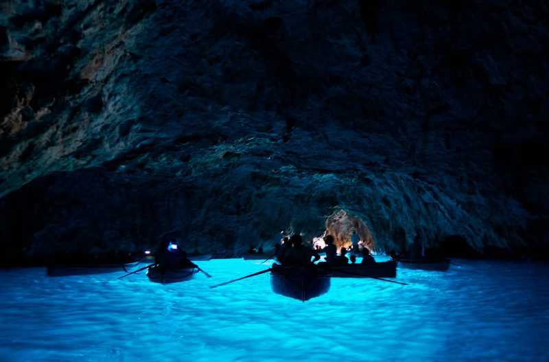 Нерукотворная красота: 12 самых удивительных пещер мира которые, пещеры, находится, Пещеры, места, пещера, чтобы, можно, стало, добраться, пещер, светлячков, на острове, Бенагил, пещеру, гротом, отверстие, острова, километров, грота