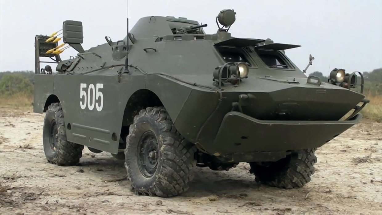 Модернизированные Т-72 показали на военном параде в Лаосе — Минобороны РФ