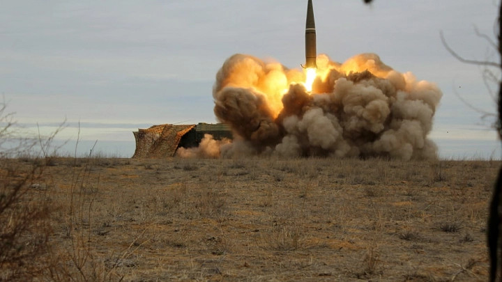  Взорвана гостиница с боевиками ВСУ, воет сирена