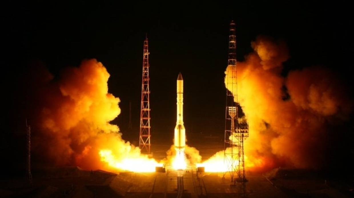 Публицист Анпилогов: «Стартовый стол готов!», или Для чего Роскосмос спешит с «Ангарой» Общество