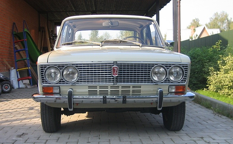 Легенда советского автопрома - ВАЗ-2103 Легенда советского автопрома - ВАЗ-2103 авто
