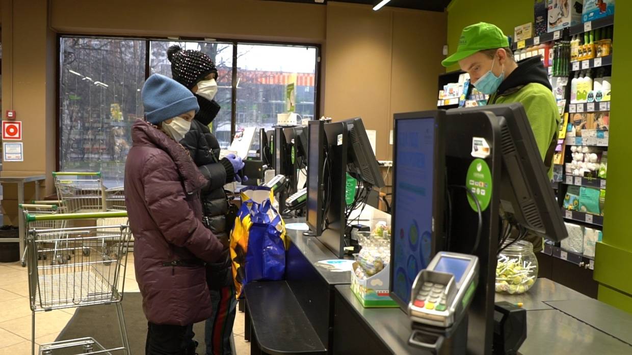 Экономист Заборцев: «Укрепление рубля — это попытка сбить надвигающуюся инфляционную волну» Экономист Заборцев: «Укрепление рубля — это попытка сбить надвигающуюся инфляционную волну»