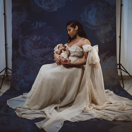 Восьмикратный олимпийский чемпион Усэйн Болт впервые показал фото дочери и назвал ее имя Восьмикратный олимпийский чемпион Усэйн Болт впервые показал фото дочери и назвал ее имя Дети,Дети знаменитостей