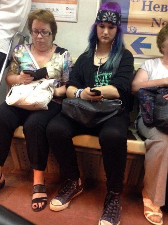 Самые странные пассажиры подземки смешные картинки,фото-приколы,юмор