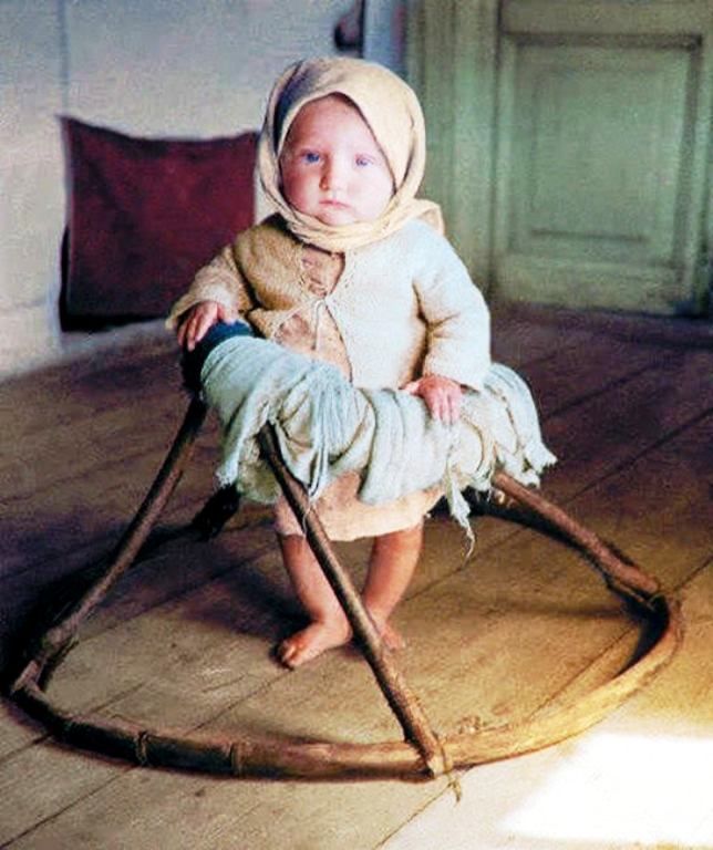 Ходунки (5).jpg До появления пластика... Учимся ходить