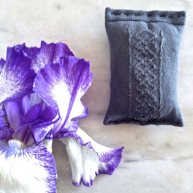 5 новых вещей, которые можно сделать из старого свитера 5 новых вещей, которые можно сделать из старого свитера мастер-класс