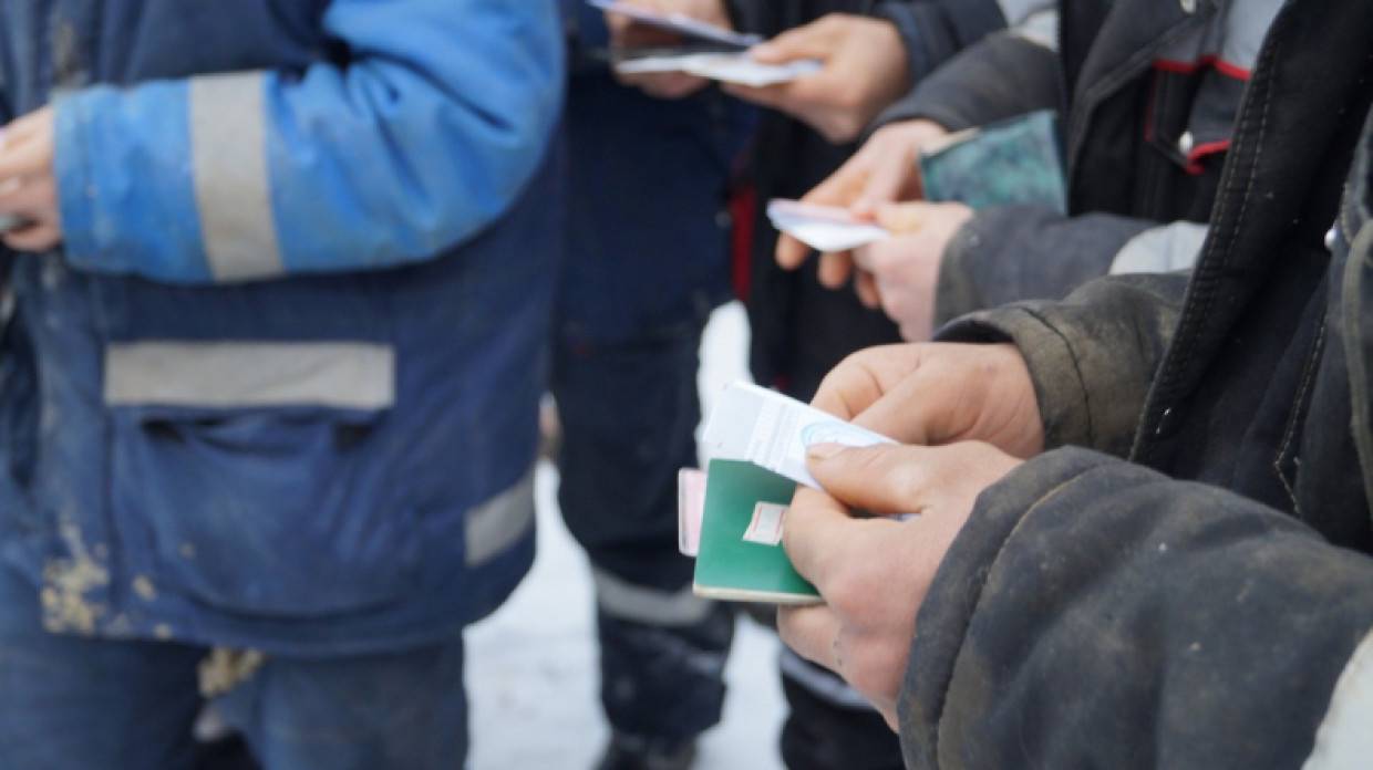 Нелегальных трудовых мигрантов начнут выдворять из России с 1 января