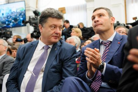 На каком фронте сражаются сыновья Порошенко, Кличко и Авакова?